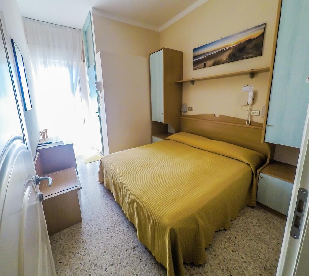 Hotel Simplon Bellaria-Igea Marina Bilik gambar