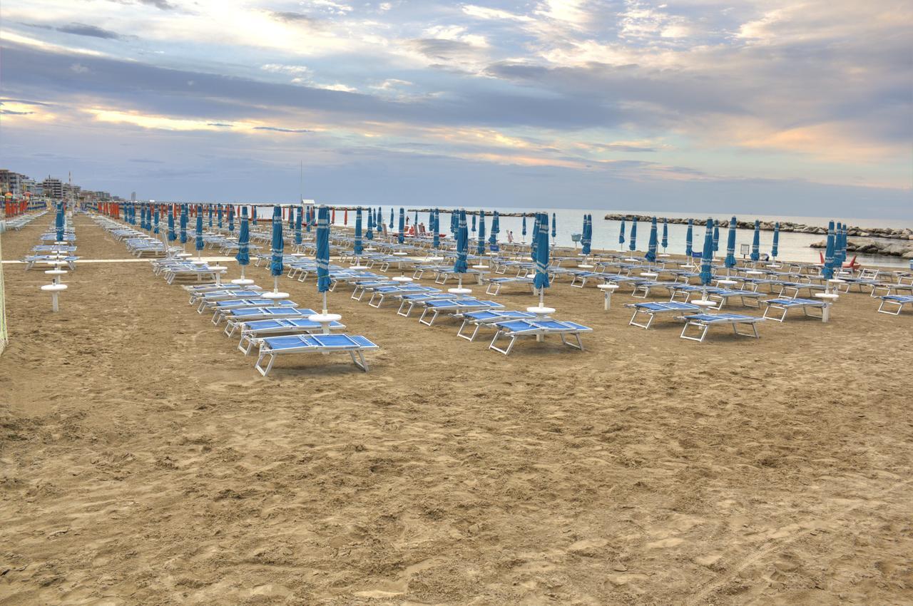 Hotel Simplon Bellaria-Igea Marina Luaran gambar