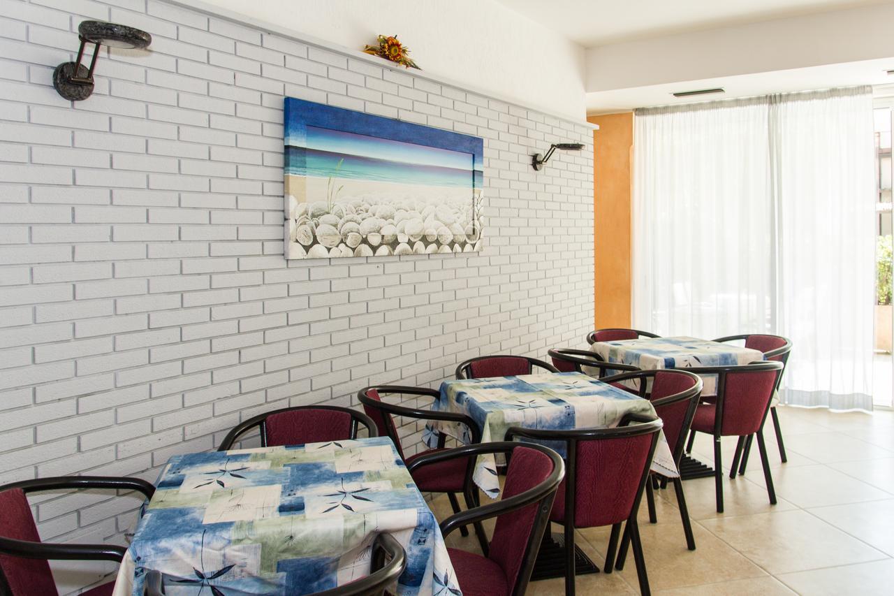 Hotel Simplon Bellaria-Igea Marina Luaran gambar